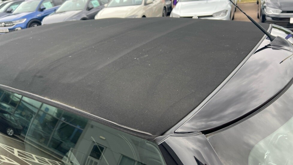 Used MINI Convertible 2019 for sale - 75996800: Photo 47