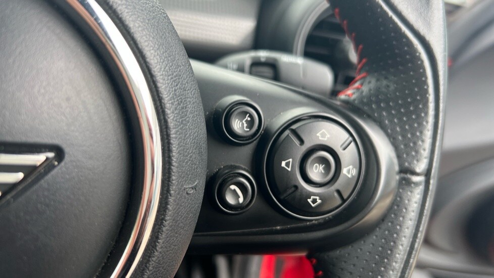 Used MINI Convertible 2019 for sale - 75996800: Photo 48