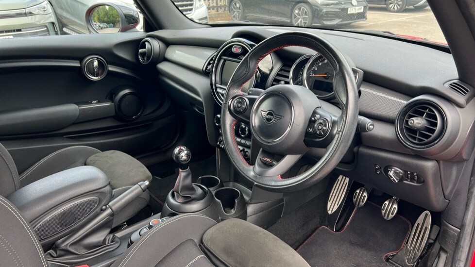 Used MINI Convertible 2019 for sale - 75996800: Photo 9