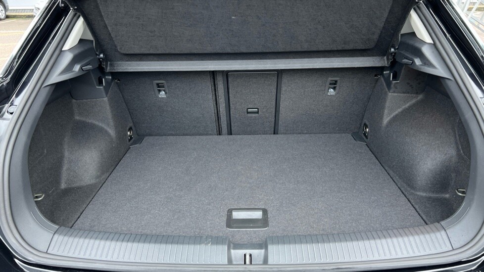 Used Volkswagen T-Roc 2025 for sale - 76709567: Photo 16