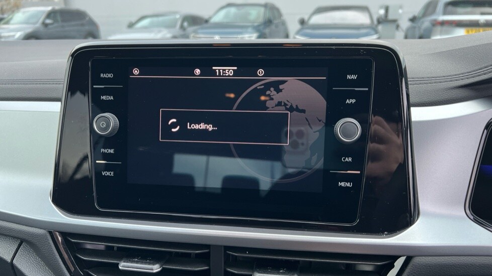 Used Volkswagen T-Roc 2025 for sale - 76709567: Photo 21