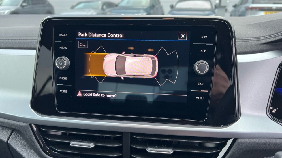 Used Volkswagen T-Roc 2025 for sale - 76709567: Photo 23