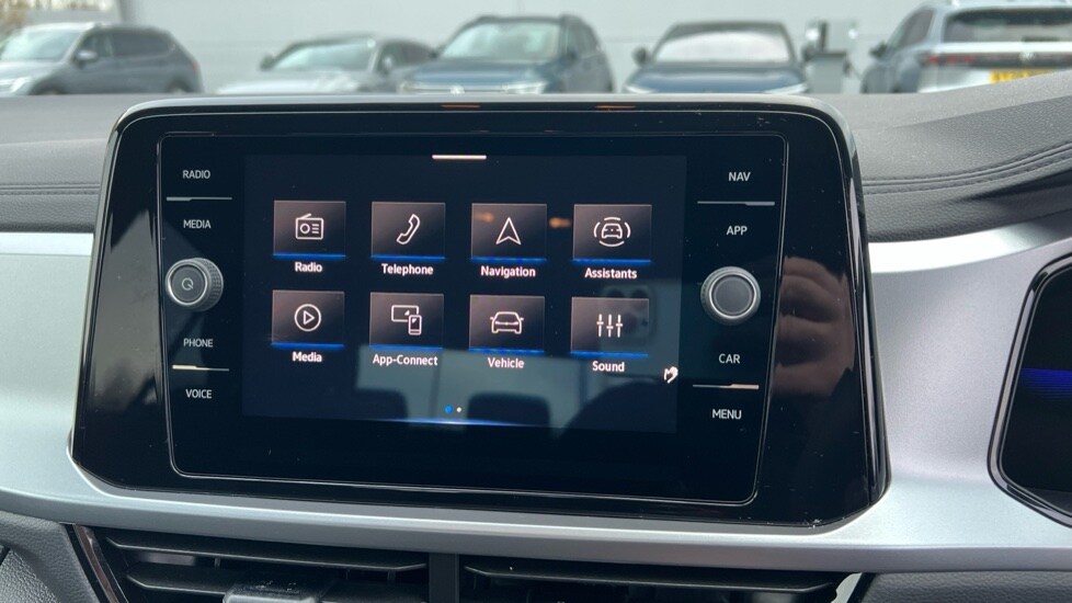 Used Volkswagen T-Roc 2025 for sale - 76709567: Photo 24