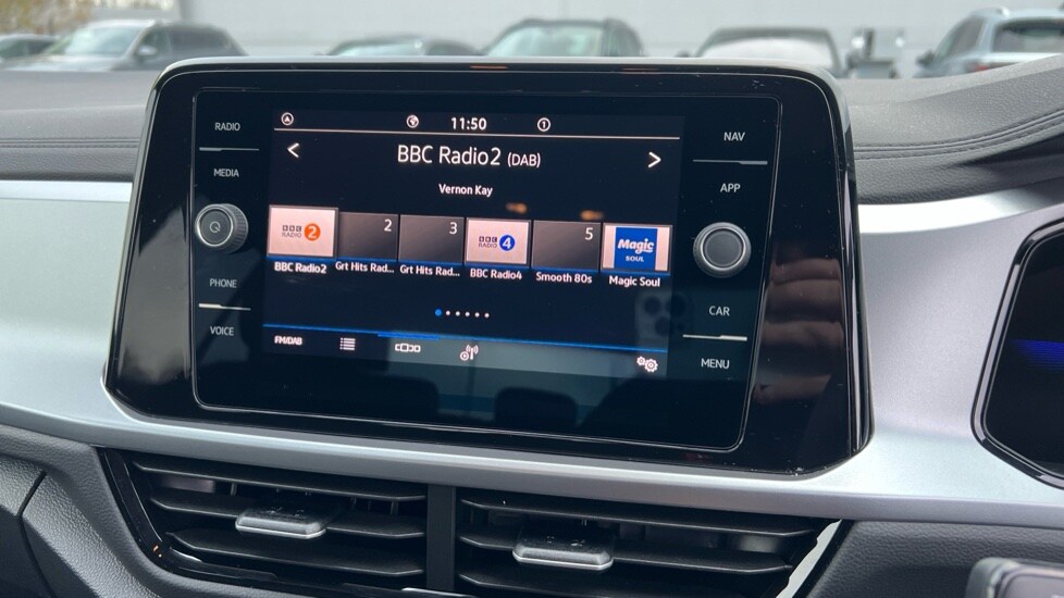 Used Volkswagen T-Roc 2025 for sale - 76709567: Photo 25