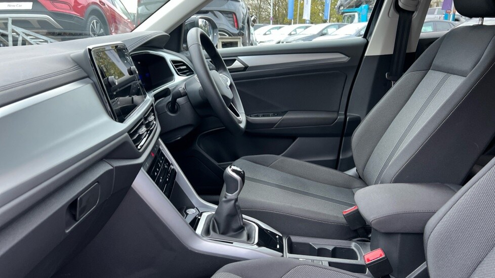 Used Volkswagen T-Roc 2025 for sale - 76709567: Photo 28