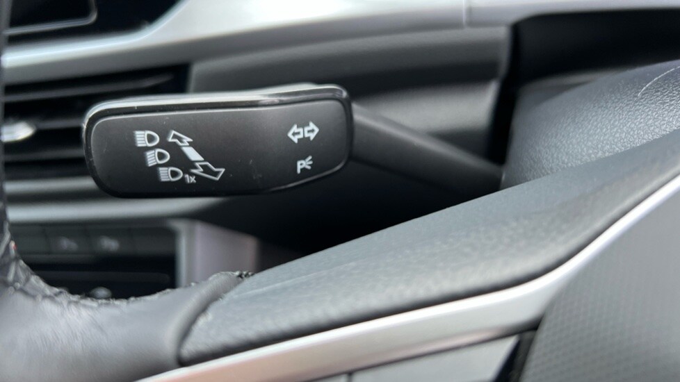 Used Volkswagen T-Roc 2025 for sale - 76709567: Photo 33