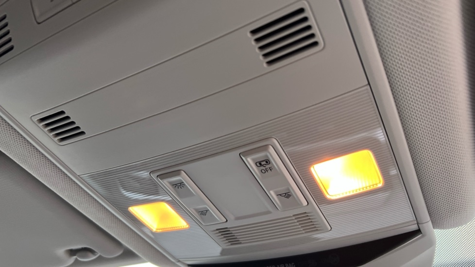 Used Volkswagen T-Roc 2025 for sale - 76709567: Photo 38