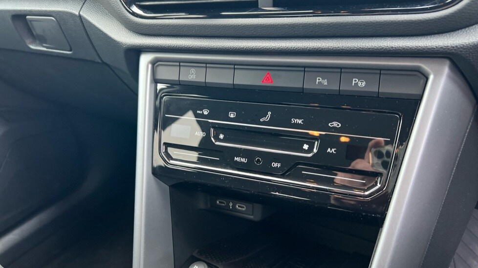 Used Volkswagen T-Roc 2025 for sale - 76709567: Photo 47