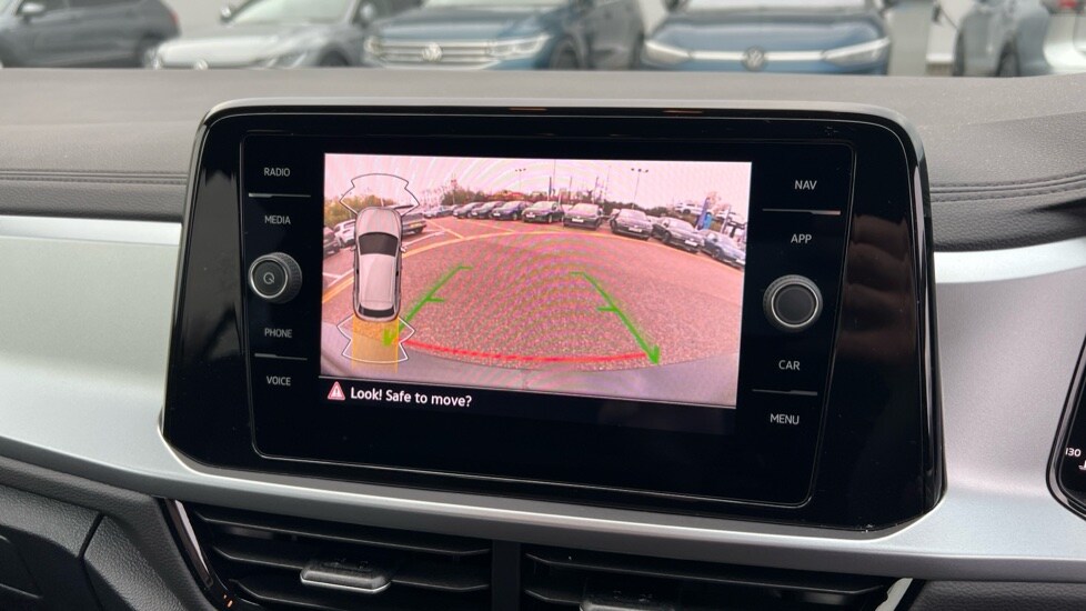 Used Volkswagen T-Roc 2025 for sale - 76709567: Photo 49