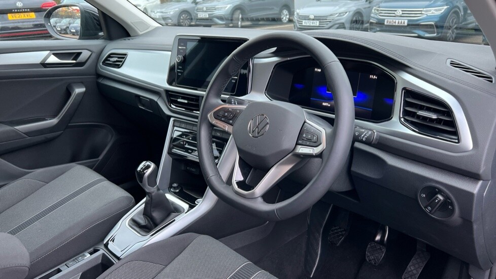 Used Volkswagen T-Roc 2025 for sale - 76709567: Photo 6