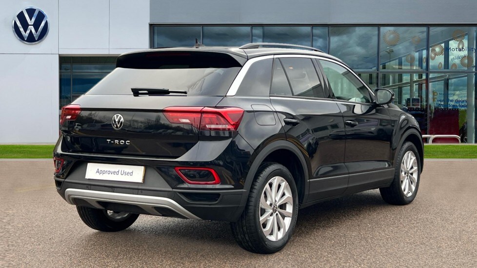 Used Volkswagen T-Roc 2025 for sale - 76709567: Photo 8