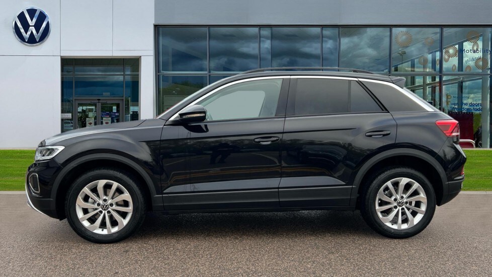 Used Volkswagen T-Roc 2025 for sale - 76709567: Photo 9