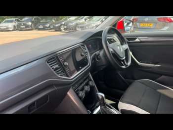 Used Volkswagen T-Roc 2021 for sale - 74722618: Photo
