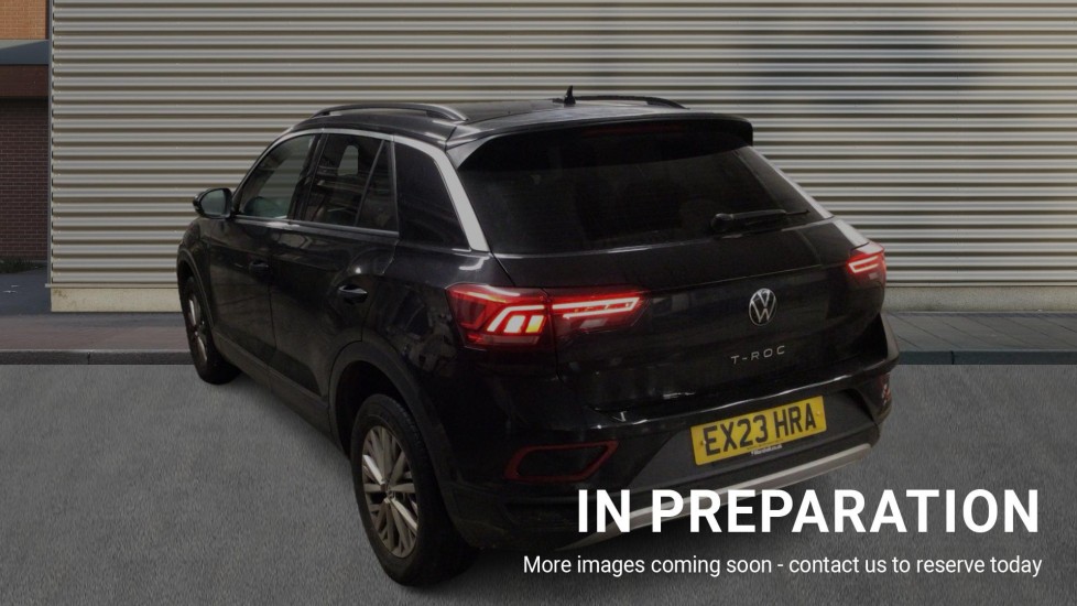 Used Volkswagen T-Roc 2023 for sale - 76434712: Photo 2