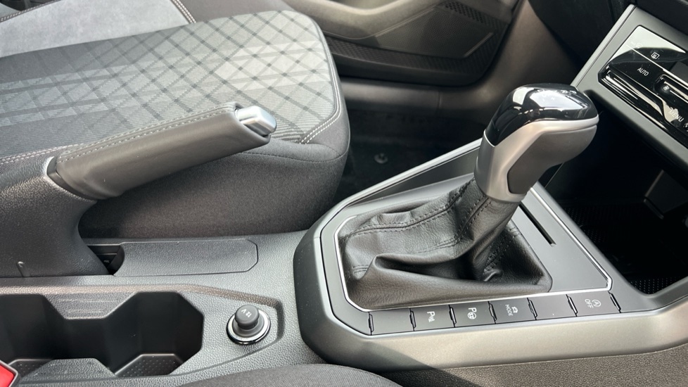 Used Volkswagen Taigo 2025 for sale - 76873845: Photo 35