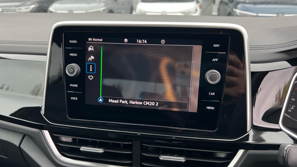 Used Volkswagen T-Roc 2025 for sale - 76870253: Photo 48