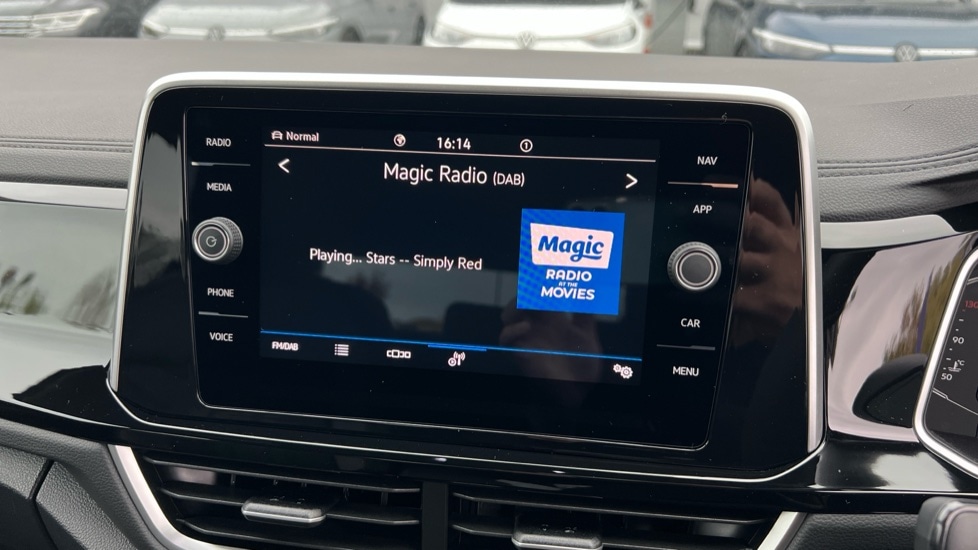 Used Volkswagen T-Roc 2025 for sale - 76870253: Photo 49