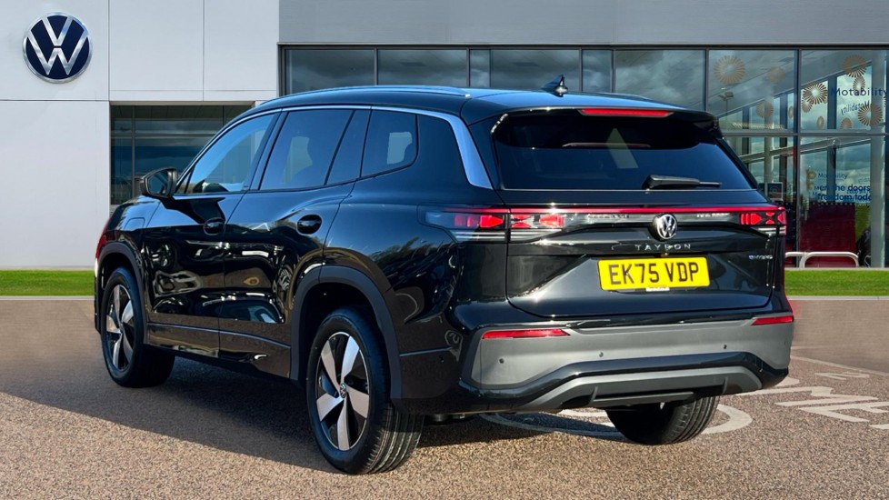 Used Volkswagen Touran 2025 for sale - 76873863: Photo 3