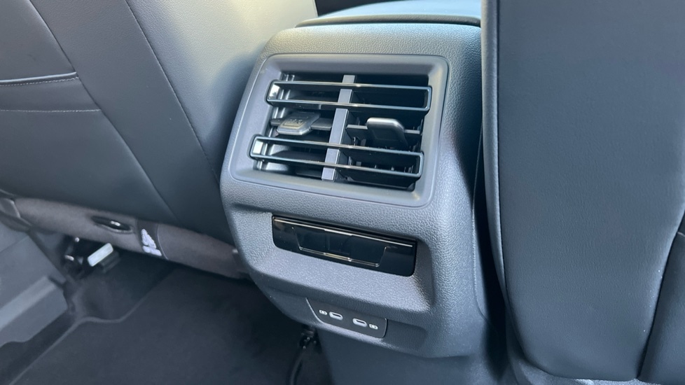 Used Volkswagen Touran 2025 for sale - 76873863: Photo 34