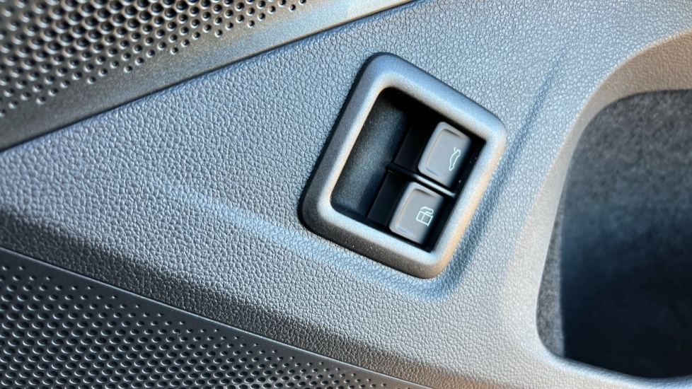 Used Volkswagen Touran 2025 for sale - 76873863: Photo 46