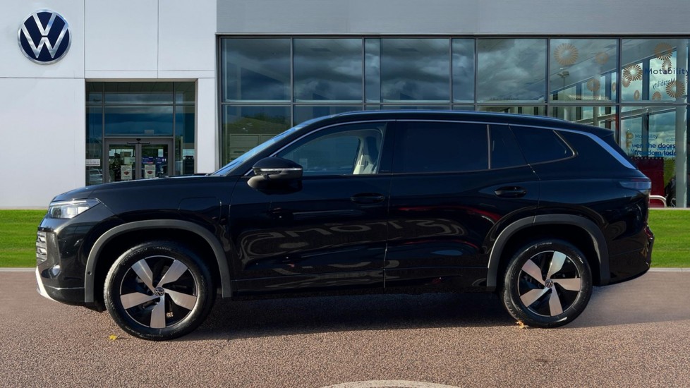 Used Volkswagen Touran 2025 for sale - 76873863: Photo 9