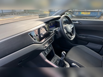 Used Volkswagen Polo 2023 for sale - 76008235: Photo