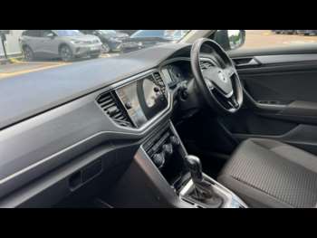 Used Volkswagen T-Roc 2021 for sale - 75093096: Photo