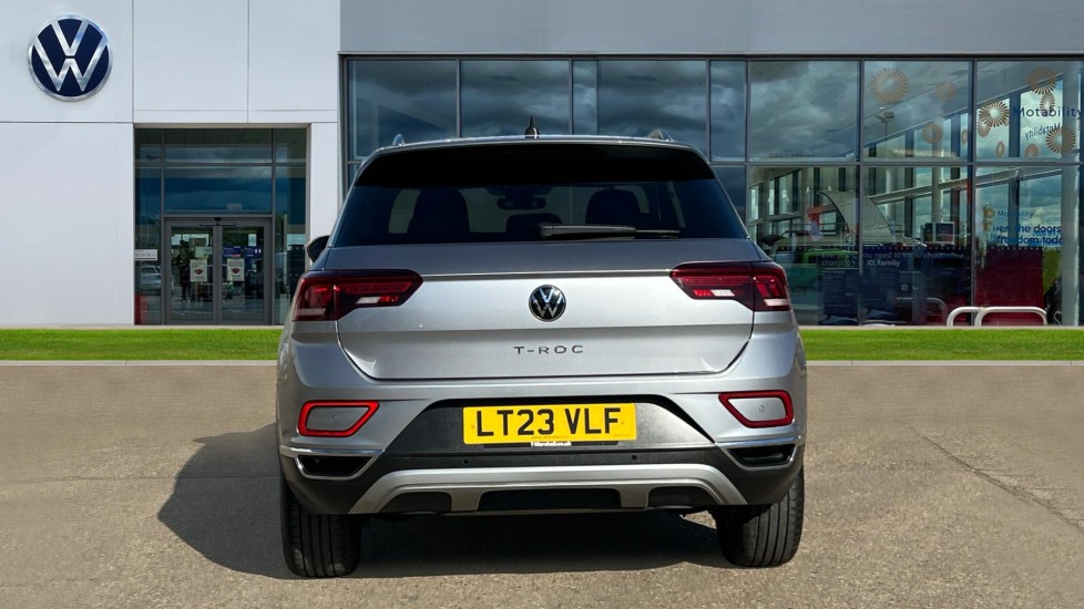 Used Volkswagen T-Roc 2023 for sale - 76868795: Photo 11