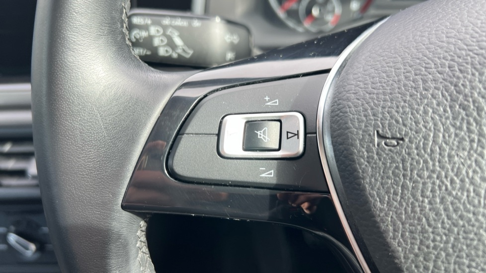 Used Volkswagen Polo 2019 for sale - 76447316: Photo 31