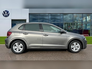 Used Volkswagen Polo 2019 for sale - 76447316: Photo