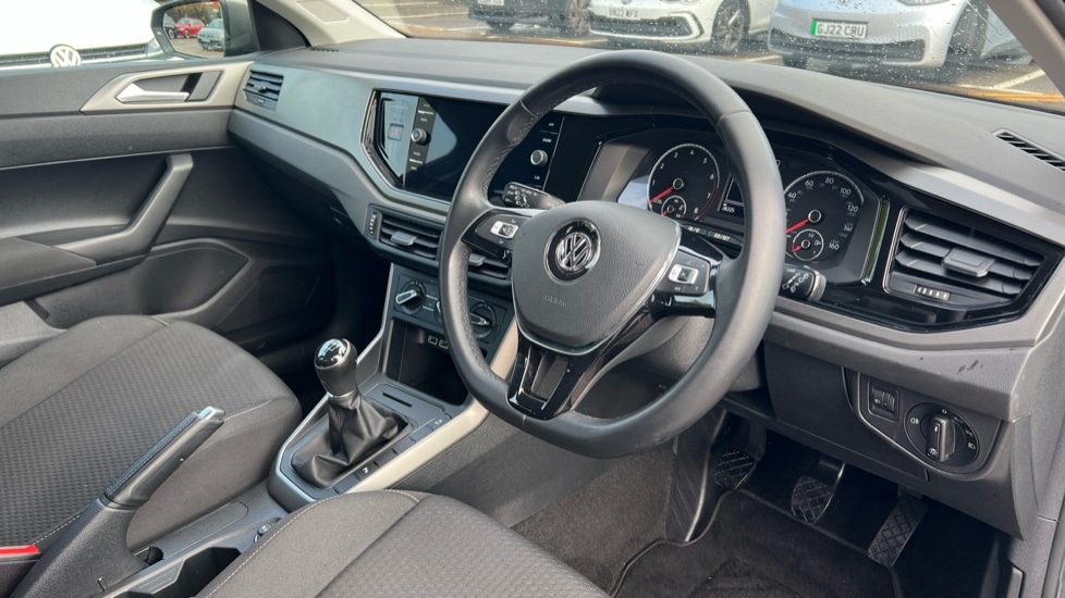 Used Volkswagen Polo 2019 for sale - 76447316: Photo 6