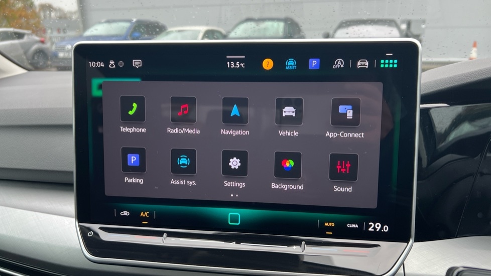 Used Volkswagen Golf 2024 for sale - 77060666: Photo 24