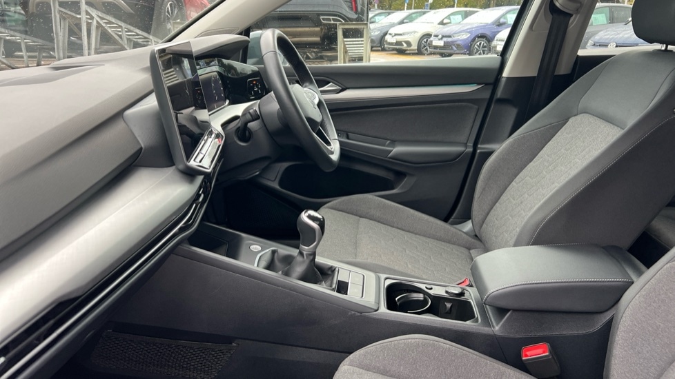 Used Volkswagen Golf 2024 for sale - 77060666: Photo 28