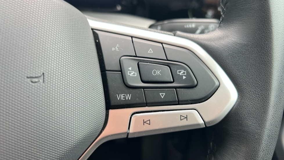 Used Volkswagen Golf 2024 for sale - 77060666: Photo 30