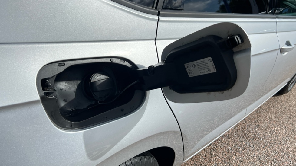Used Volkswagen Polo 2021 for sale - 76112320: Photo 29