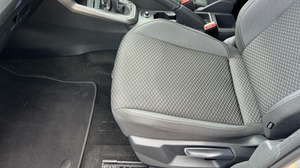 Used Volkswagen Polo 2021 for sale - 76112320: Photo 39
