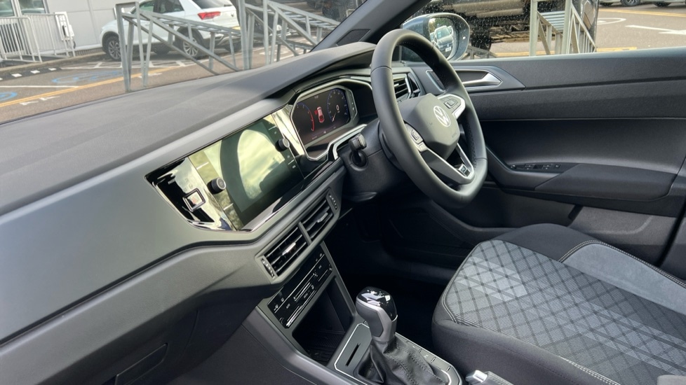 Used Volkswagen Taigo 2025 for sale - 76873830: Photo 2