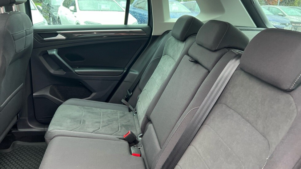 Used Volkswagen Tiguan 2023 for sale - 76124807: Photo 15
