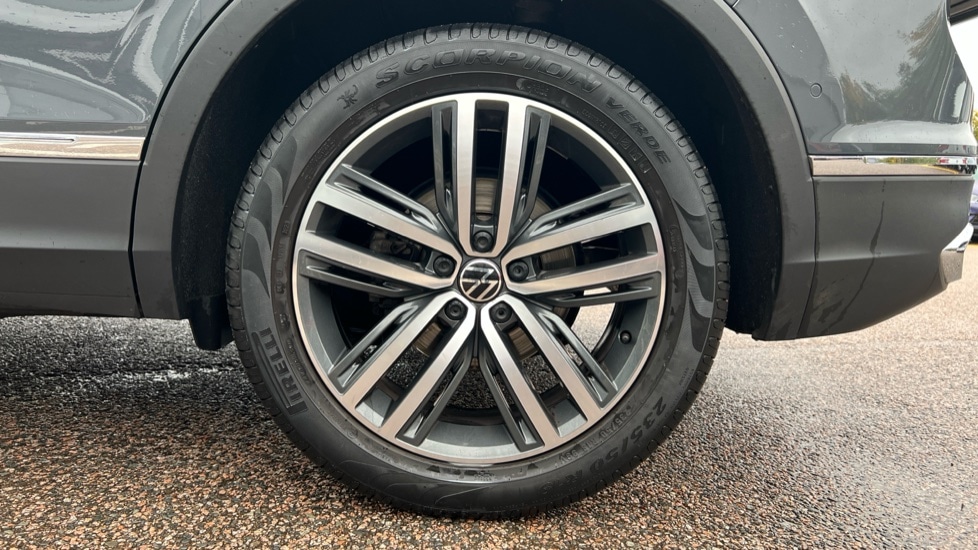 Used Volkswagen Tiguan 2023 for sale - 76124807: Photo 19