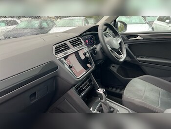 Used Volkswagen Tiguan 2023 for sale - 76124807: Photo