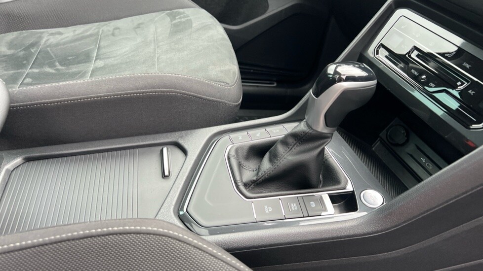 Used Volkswagen Tiguan 2023 for sale - 76124807: Photo 35