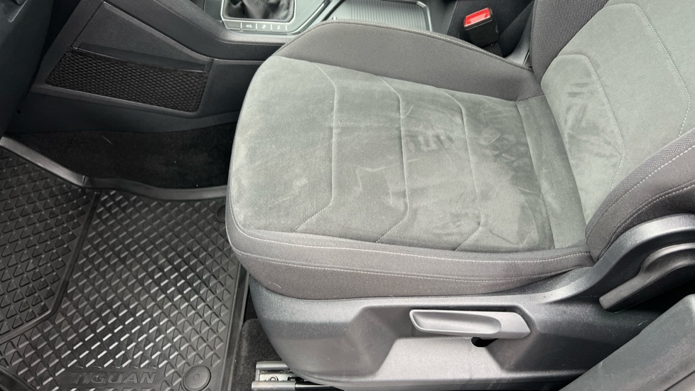 Used Volkswagen Tiguan 2023 for sale - 76124807: Photo 39