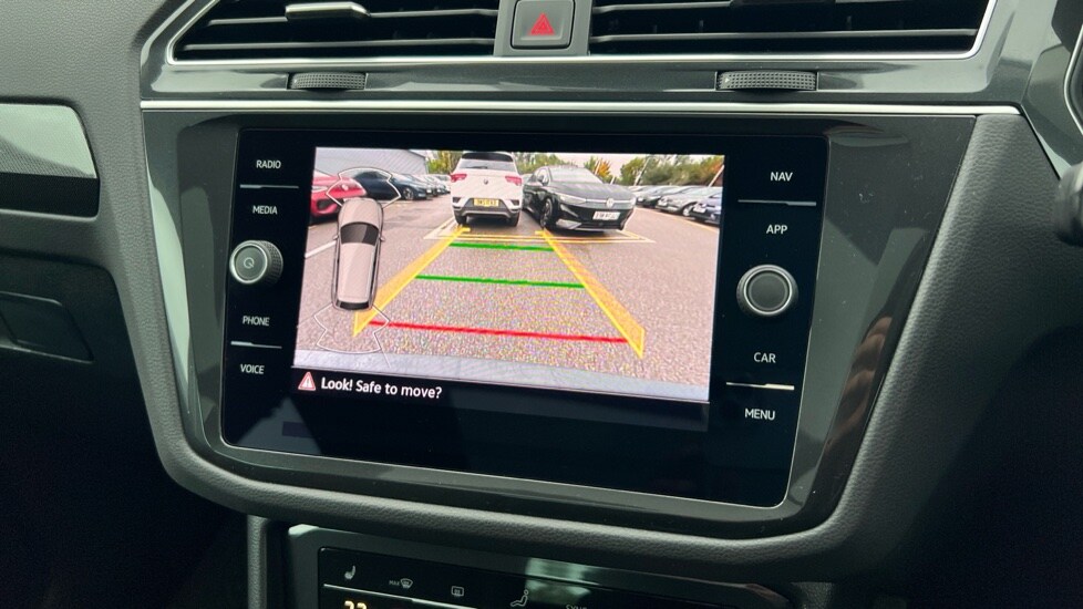 Used Volkswagen Tiguan 2023 for sale - 76124807: Photo 52