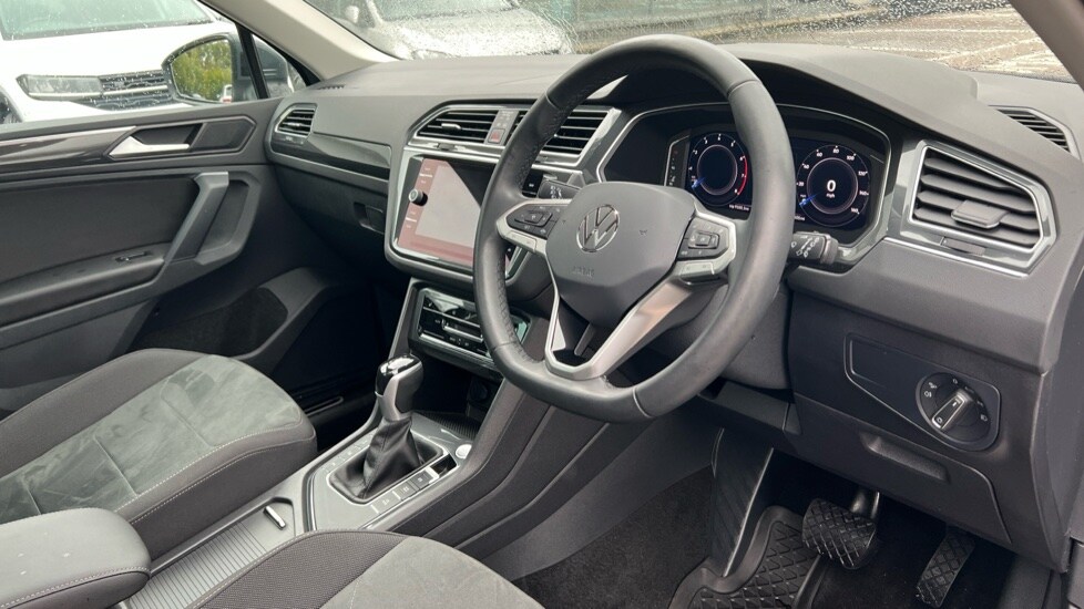 Used Volkswagen Tiguan 2023 for sale - 76124807: Photo 6