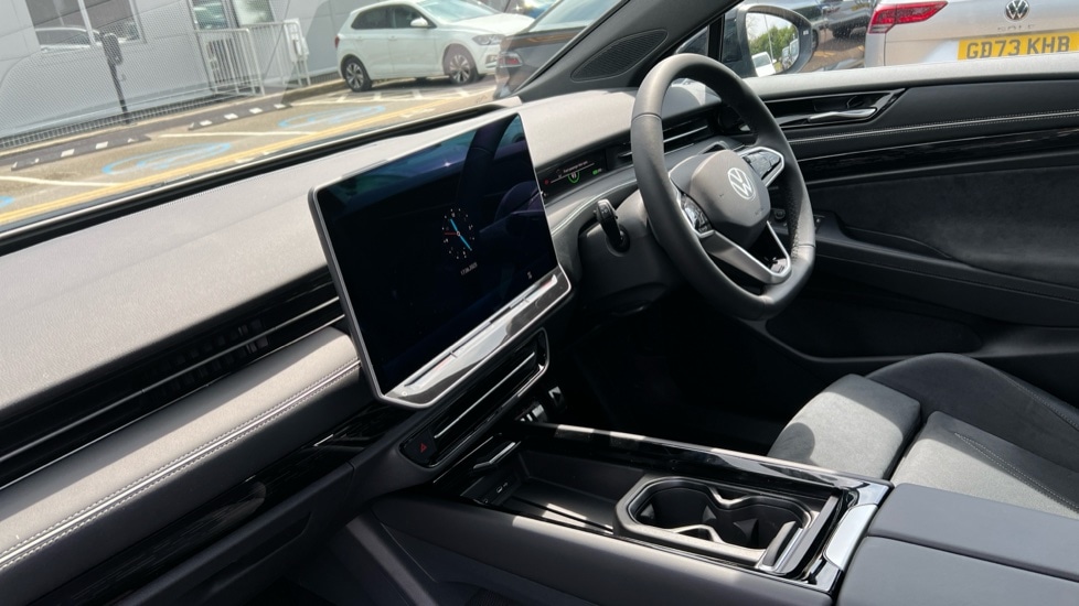 Used Volkswagen ID.7 2025 for sale - 76869145: Photo 2