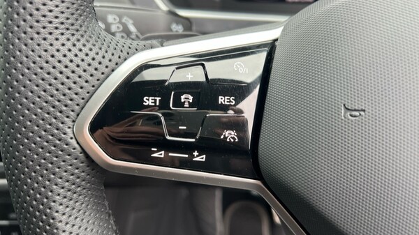 Used Volkswagen Tiguan Allspace 2021 for sale - 76196079: Photo 31
