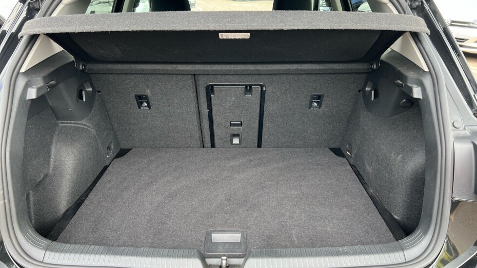 Used Volkswagen Golf 2024 for sale - 75843955: Photo 16