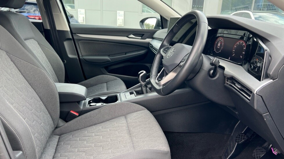 Used Volkswagen Golf 2024 for sale - 75843955: Photo 26