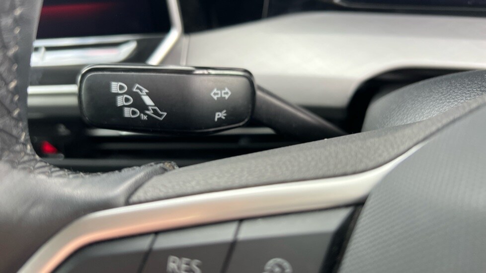 Used Volkswagen Golf 2024 for sale - 75843955: Photo 33