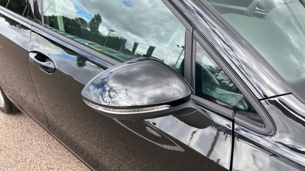 Used Volkswagen Golf 2024 for sale - 75843955: Photo 42